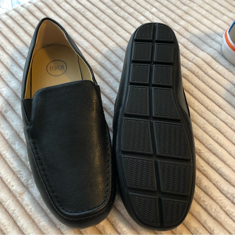 JCPenney 1901 youth dress shoes. Size 5.